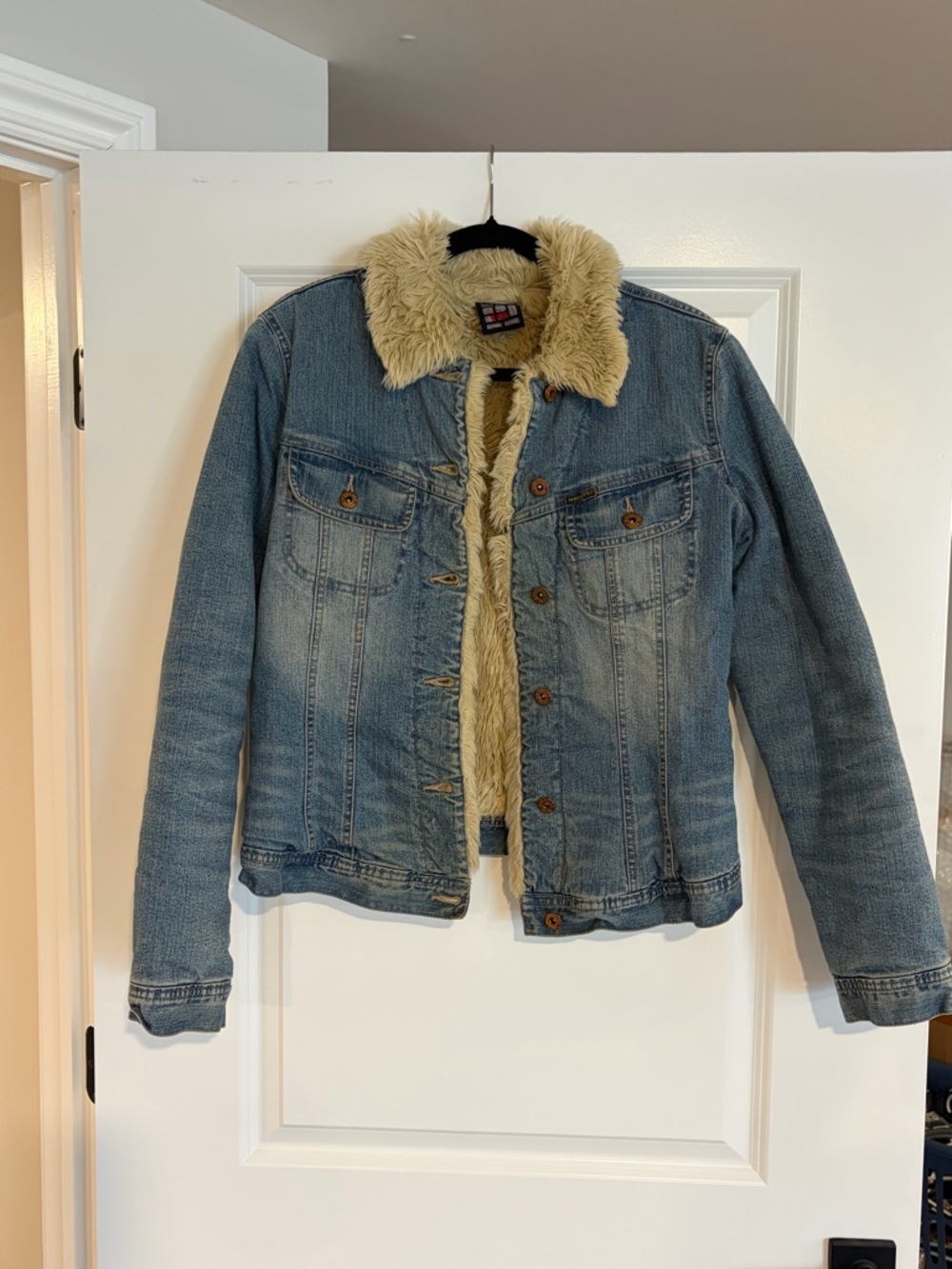 Parasuco Light Blue Denim Jacket with Cream Sherpa Collar